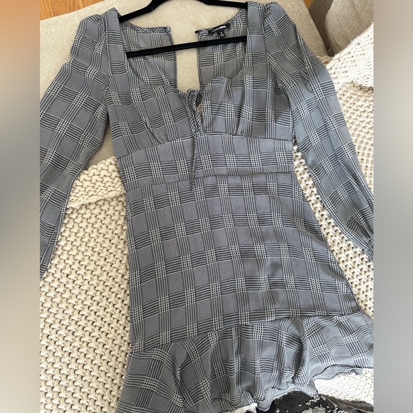 Plaid minidress size S worn once - Picture 1 of 2